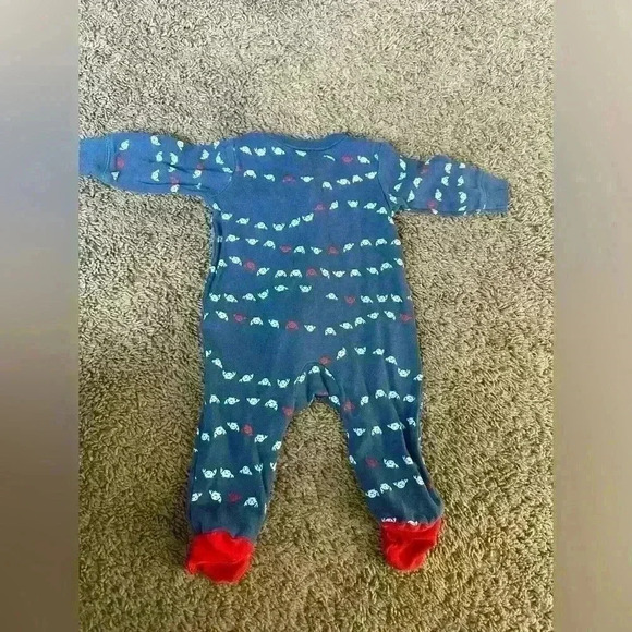 Carters sleep and play. - Picture 3 of 3